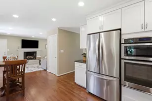 20608 Hartsbourne Way, Germantown, MD 20874 - Photo 9