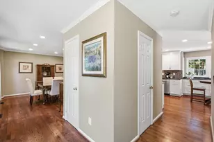 20608 Hartsbourne Way, Germantown, MD 20874 - Photo 5