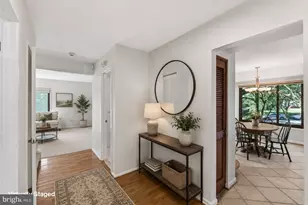 9801 Dairyton Ct, Gaithersburg, MD 20886 - Photo 3