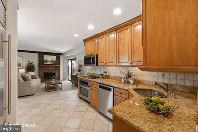 9801 Dairyton Court, Gaithersburg, MD 20886 - Photo 9
