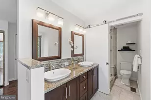 9801 Dairyton Ct, Gaithersburg, MD 20886 - Photo 15