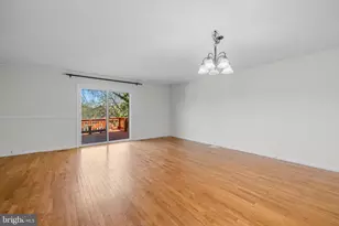 1095 Travis Ln, Gaithersburg, MD 20879 - Photo 5