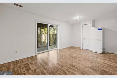 1095 Travis Lane, Gaithersburg, MD 20879 - Photo 13