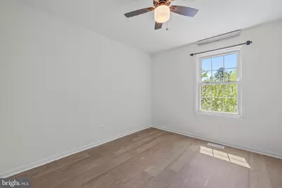 1095 Travis Lane, Gaithersburg, MD 20879 - Photo 7