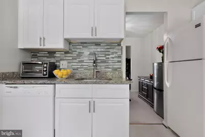 7871 Briardale Terrace, Rockville, MD 20855 - Photo 3