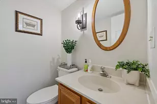 16013 Mills Orchard Dr, Gaithersburg, MD 20878 - Photo 23