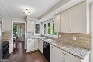 16013 Mills Orchard Dr, Gaithersburg, MD 20878 - Photo 19
