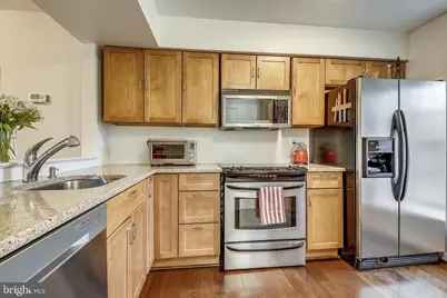 2066 Derby Ridge Lane #3-18, Silver Spring, MD 20910 - Photo 7