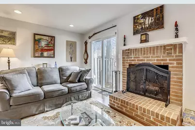 2066 Derby Ridge Lane #3-18, Silver Spring, MD 20910 - Photo 5