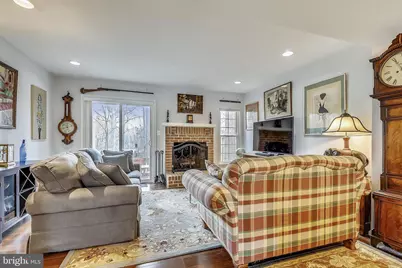 2066 Derby Ridge Lane #3-18, Silver Spring, MD 20910 - Photo 3