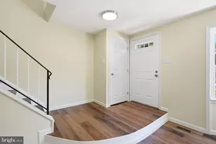 417 Sternwheeler Ct, Gaithersburg, MD 20877 - Photo 3
