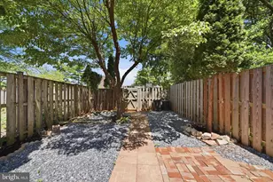 417 Sternwheeler Ct, Gaithersburg, MD 20877 - Photo 49