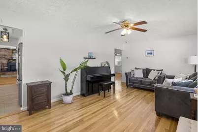 1108 Grandin Avenue, Rockville, MD 20851 - Photo 3