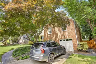 5703 Cromwell Dr, Bethesda, MD 20816 - Photo 37
