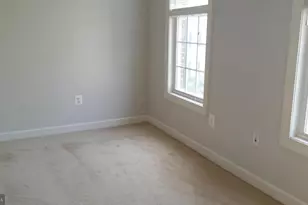 557 Cedar Spring St, Gaithersburg, MD 20877 - Photo 17