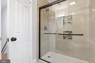 510 Saybrooke View Dr, Gaithersburg, MD 20877 - Photo 31