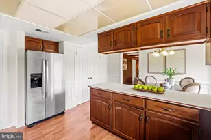 13200 Lantern Hollow Dr, Gaithersburg, MD 20878 - Photo 27