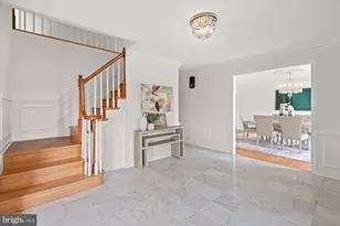 13200 Lantern Hollow Dr, Gaithersburg, MD 20878 - Photo 3