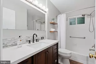 705 Wilson Ave, Rockville, MD 20850 - Photo 17