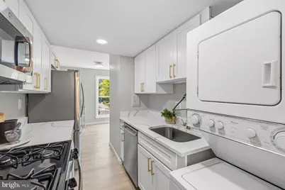 1923 Lyttonsville Road #1923, Silver Spring, MD 20910 - Photo 11