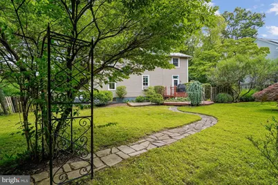16 Maple Avenue, Washington Grove, MD 20880 - Photo 7