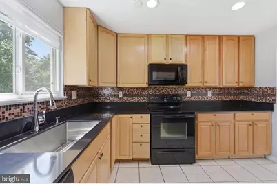 42 Brian Court #150, Gaithersburg, MD 20877 - Photo 17