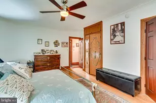 8212 Old Georgetown Rd, Bethesda, MD 20814 - Photo 21