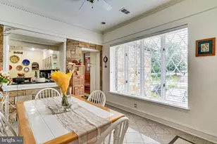 8212 Old Georgetown Rd, Bethesda, MD 20814 - Photo 13