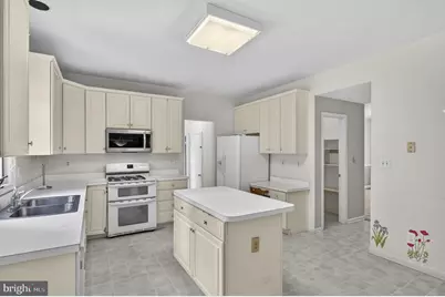 8200 Dry Ridge Road, Montgomery Village, MD 20886 - Photo 21