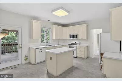 8200 Dry Ridge Road, Montgomery Village, MD 20886 - Photo 19