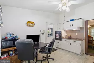 1011 Devere Dr, Silver Spring, MD 20903 - Photo 17