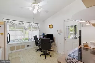 1011 Devere Dr, Silver Spring, MD 20903 - Photo 15