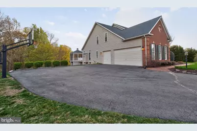 401 Hilton Head Court, Ashton, MD 20861 - Photo 5