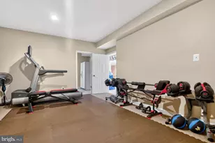 401 Hilton Head Ct, Ashton, MD 20861 - Photo 65
