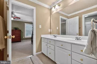 401 Hilton Head Ct, Ashton, MD 20861 - Photo 49