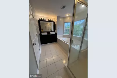23510 Gardenside Place, Clarksburg, MD 20871 - Photo 3