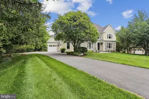 11736 Gainsborough Rd, Potomac, MD 20854 - Photo 17