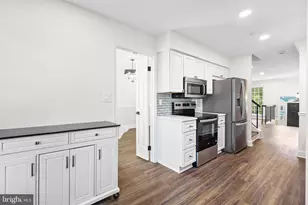 8703 Delcris Dr, Montgomery Village, MD 20886 - Photo 11