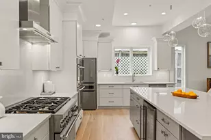 8609 Woodbrook Ln, Chevy Chase, MD 20815 - Photo 11