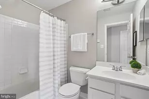 647 Main St, Gaithersburg, MD 20878 - Photo 29