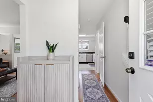 9236 Labelle Ln, Gaithersburg, MD 20879 - Photo 5