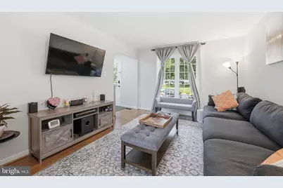 9236 Labelle Lane, Gaithersburg, MD 20879 - Photo 3