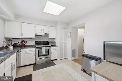 9236 Labelle Lane, Gaithersburg, MD 20879 - Photo 9