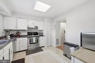 9236 Labelle Ln, Gaithersburg, MD 20879 - Photo 9
