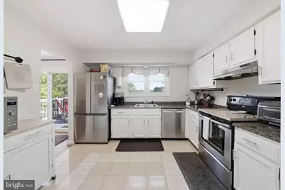 9236 Labelle Lane, Gaithersburg, MD 20879 - Photo 11
