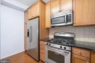 11800 Old Georgetown, North Bethesda, MD 20852 - Photo 11