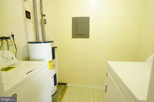 12417 Hickory Tree Way, Germantown, MD 20874 - Photo 11