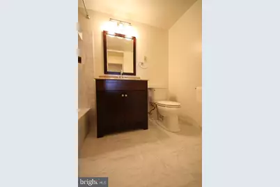 118 Monroe Street #701, Rockville, MD 20850 - Photo 5