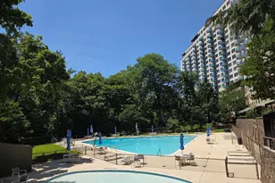 10424 Rockville Pike, North Bethesda, MD 20852 - Photo 49