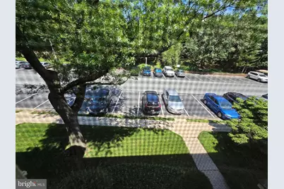 10424 Rockville Pike #402, North Bethesda, MD 20852 - Photo 29